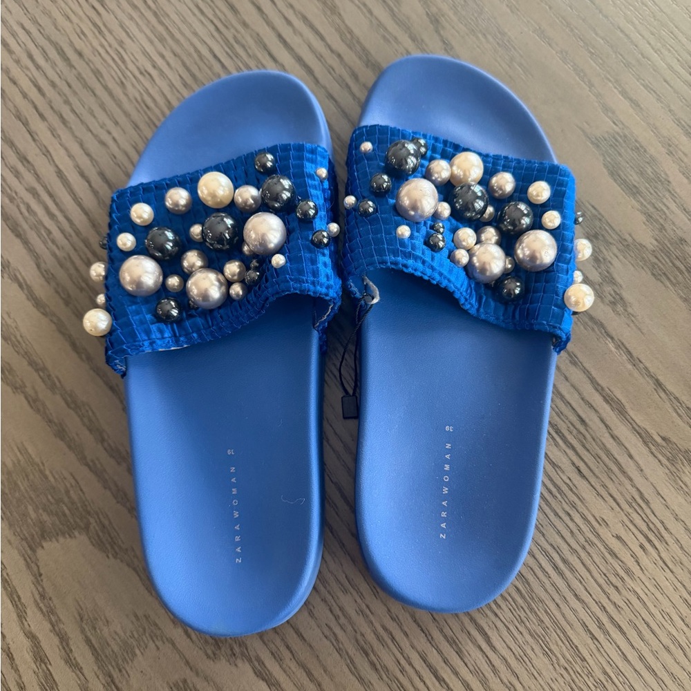 NWOT ZARA Pearl Embellishment Blue Sandals Sz 39
